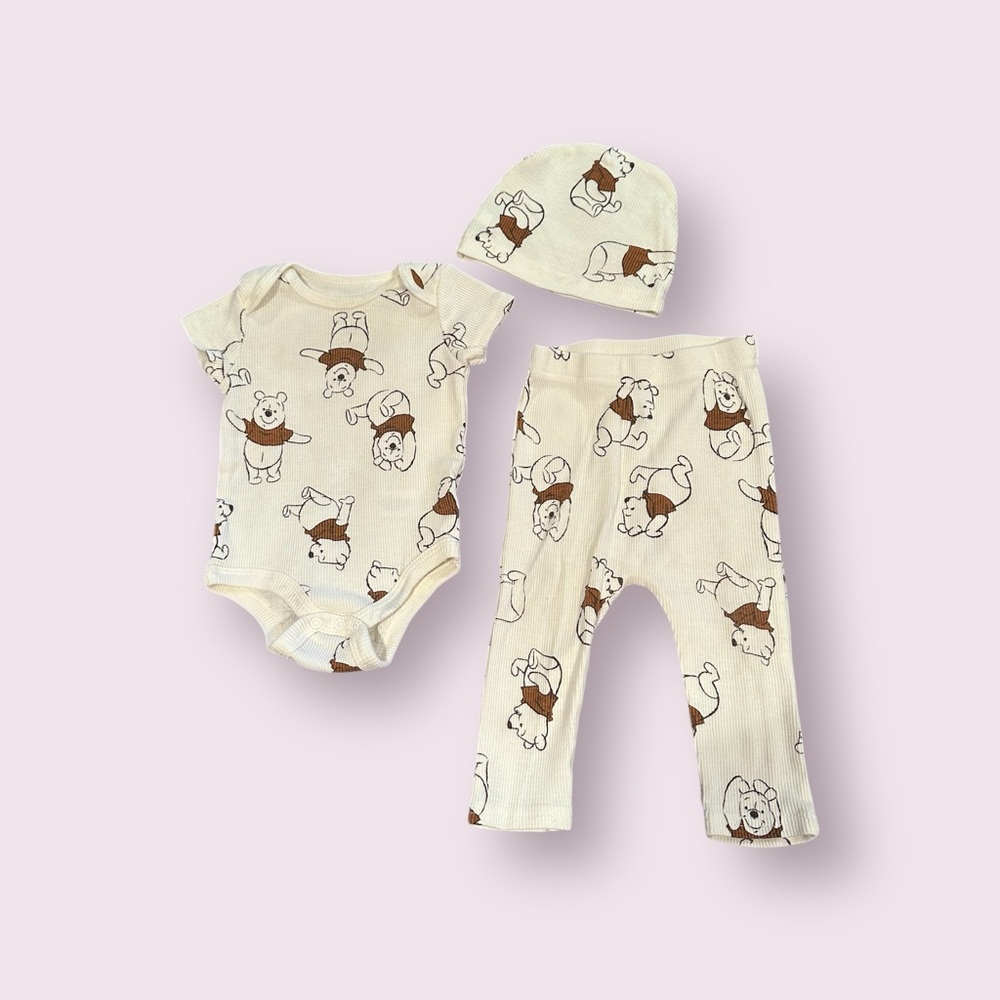 Like New Disney Baby Winnie The Pooh Cream and Brown Outfit With Hat Sz 6/9 Mon